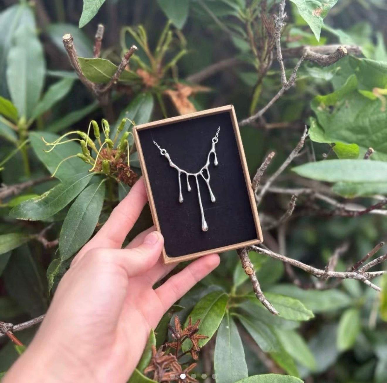 Melted Wax Necklace - Elegant Silver Drip Design