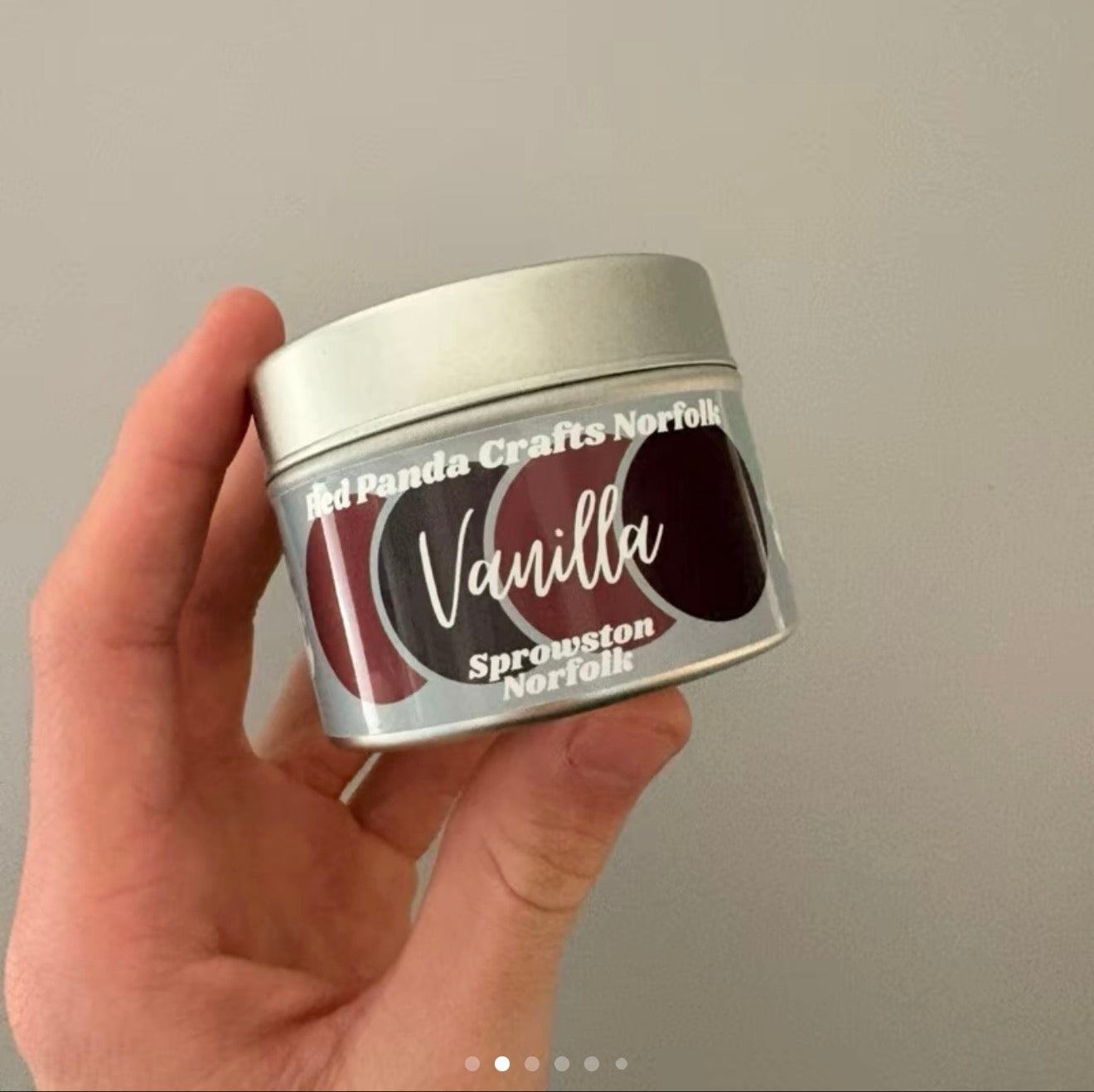 Vanilla Hand-Poured & Luxury Soy Candle