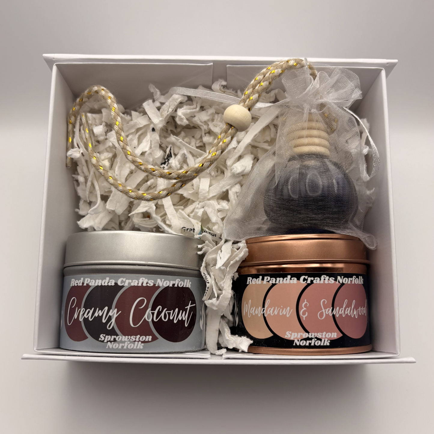 Gifts Box - 2 Candle & A Desk Diffuser