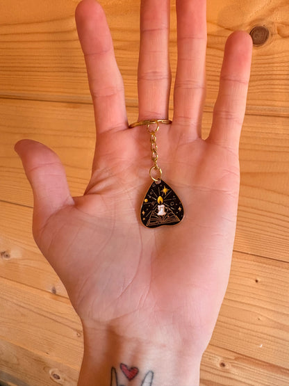 Candle Tarot Keyring - Enchanting Design for Your Keychain