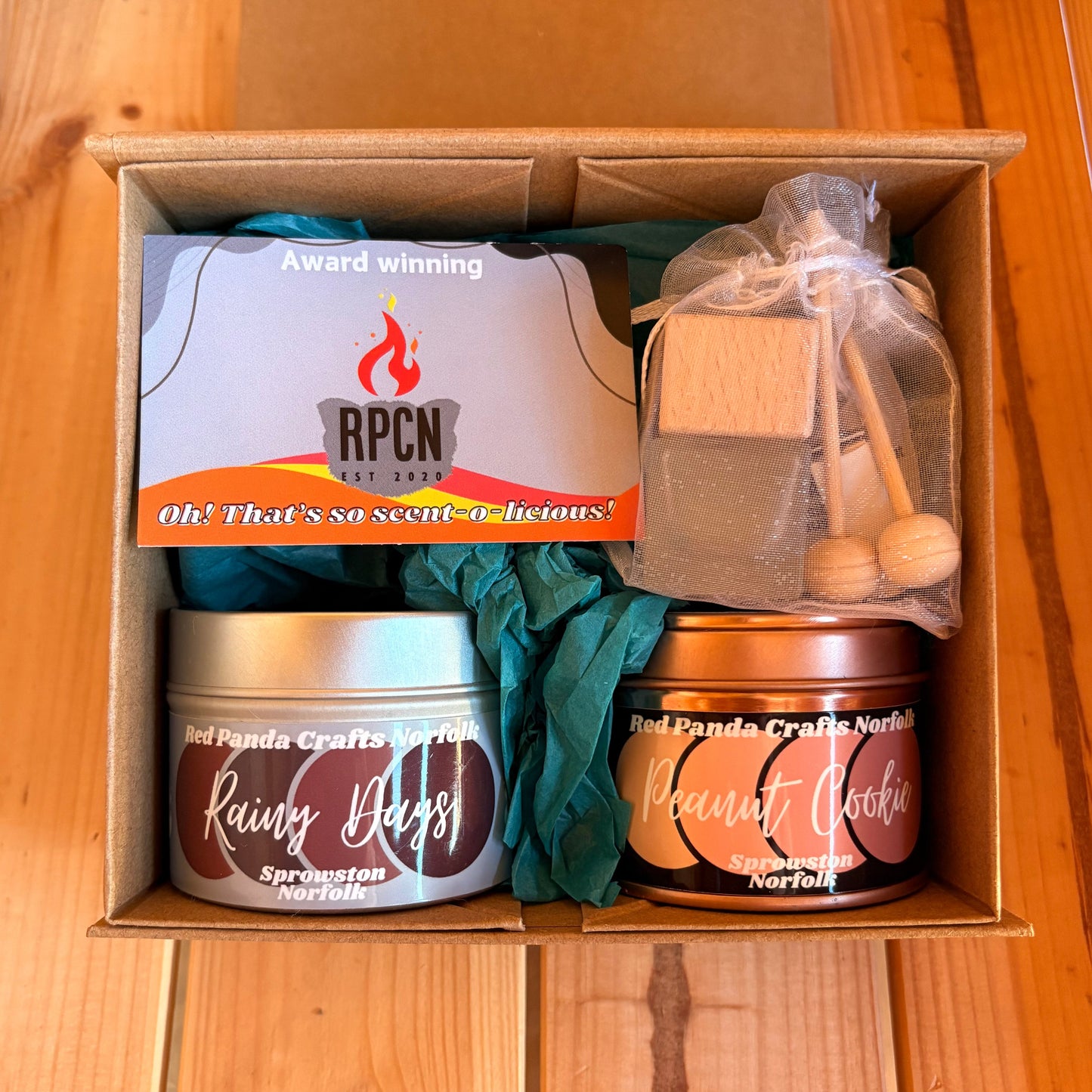 Gifts Box - 2 Candle & A Desk Diffuser