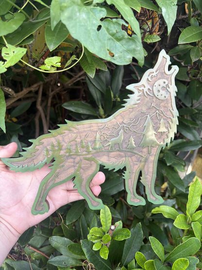 Resin Glow in the Dark Wolf