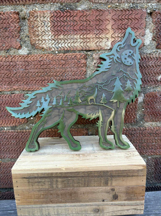Resin Glow in the Dark Wolf