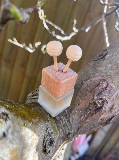 5ML Frosted Desk Diffuser with Honeycomb Sticks - In 9 Different Scents!