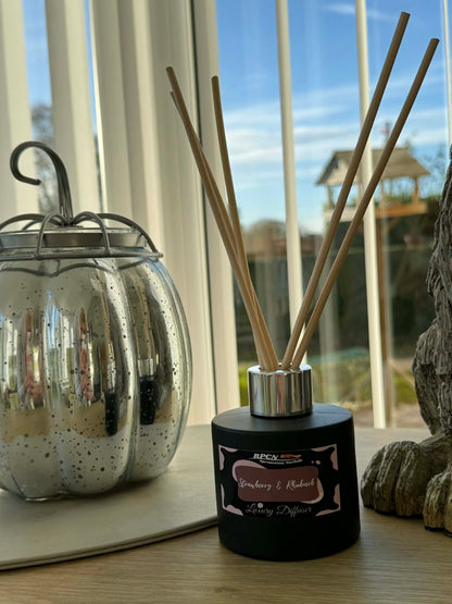 100ml Reed Diffuser - Strawberry & Rhubarb