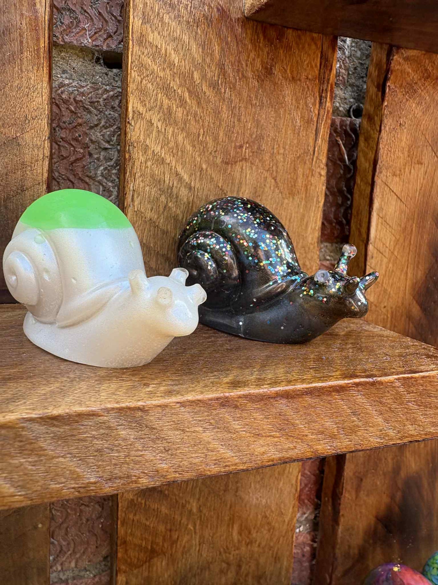 Mystery Resin Large & Small snails